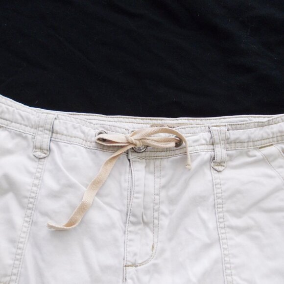 💕 3/$25 💕 Nine West Vintage America Collection Khaki Capris Crop Pants 14P/32 - Picture 2 of 5